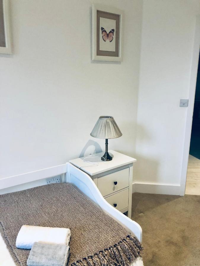 Snapos Luxury Serviced Apartment - Meridian House Bedford Buitenkant foto